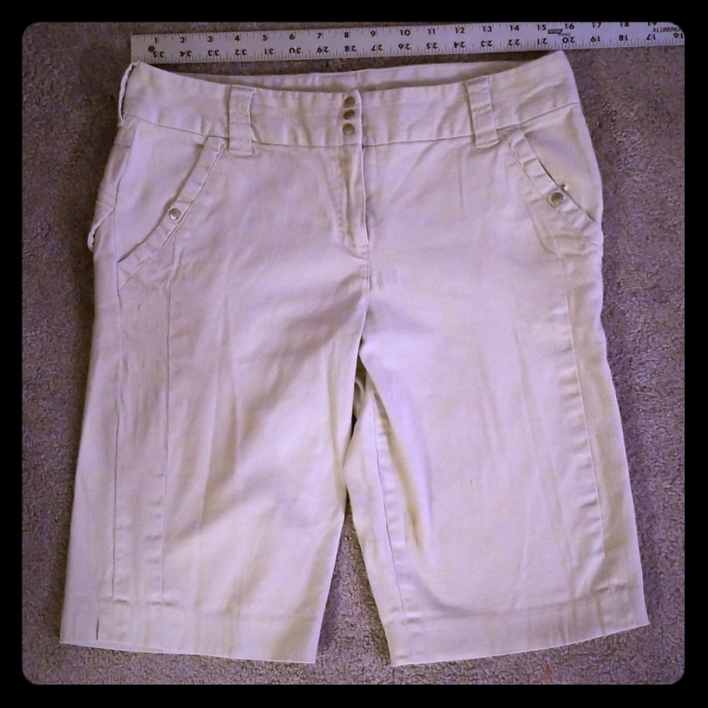 Khaki shorts